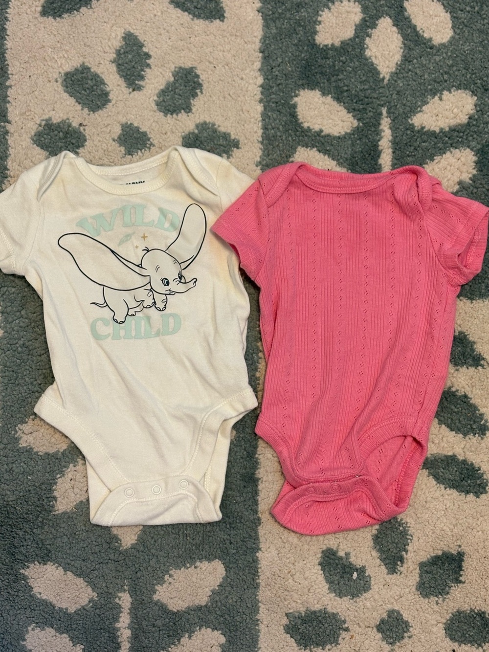 Old Navy Onesies - Dumbo / Disney & Pink Knit (set)